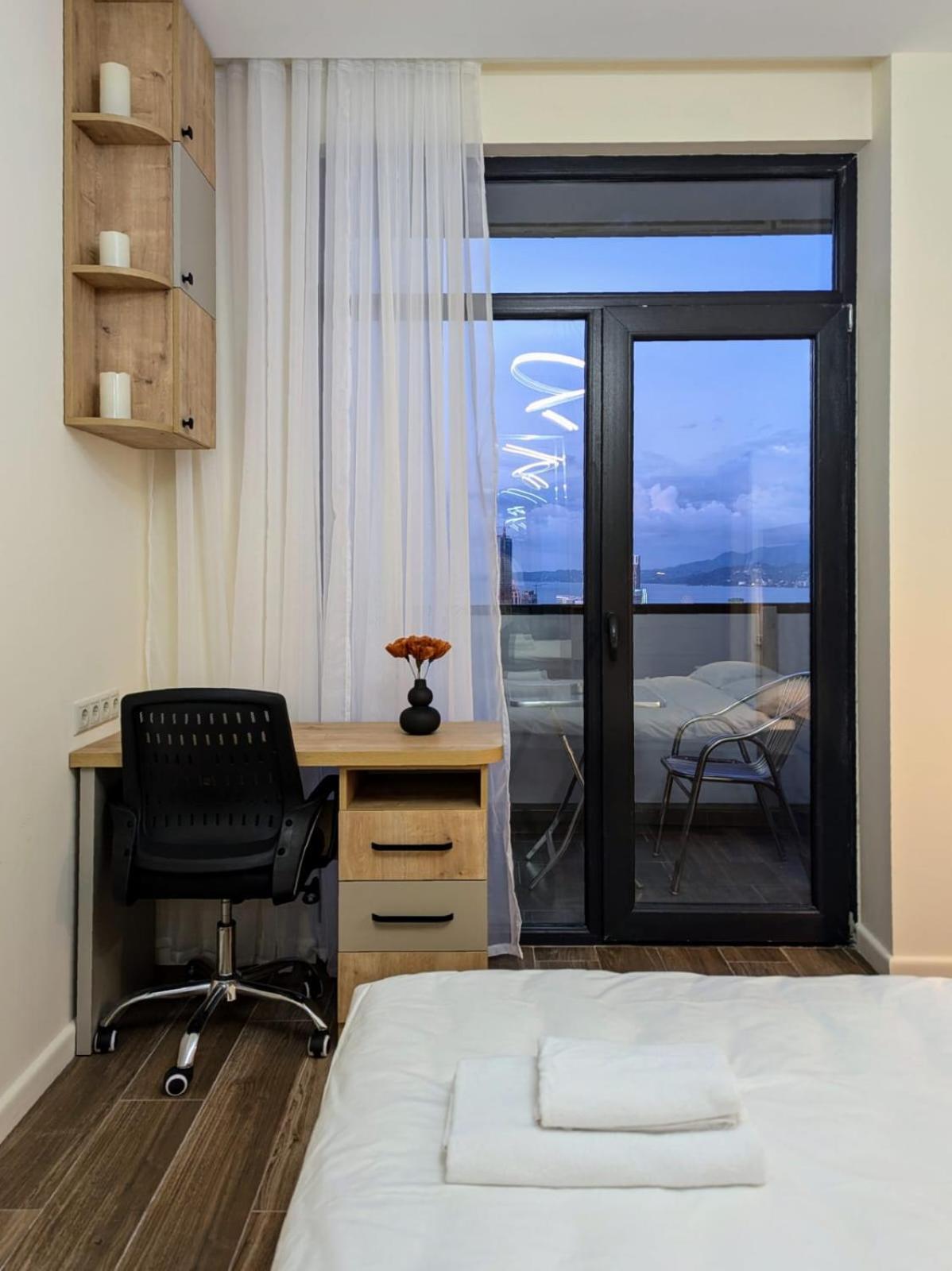 Intourist Residence Premium Studio 巴统 外观 照片
