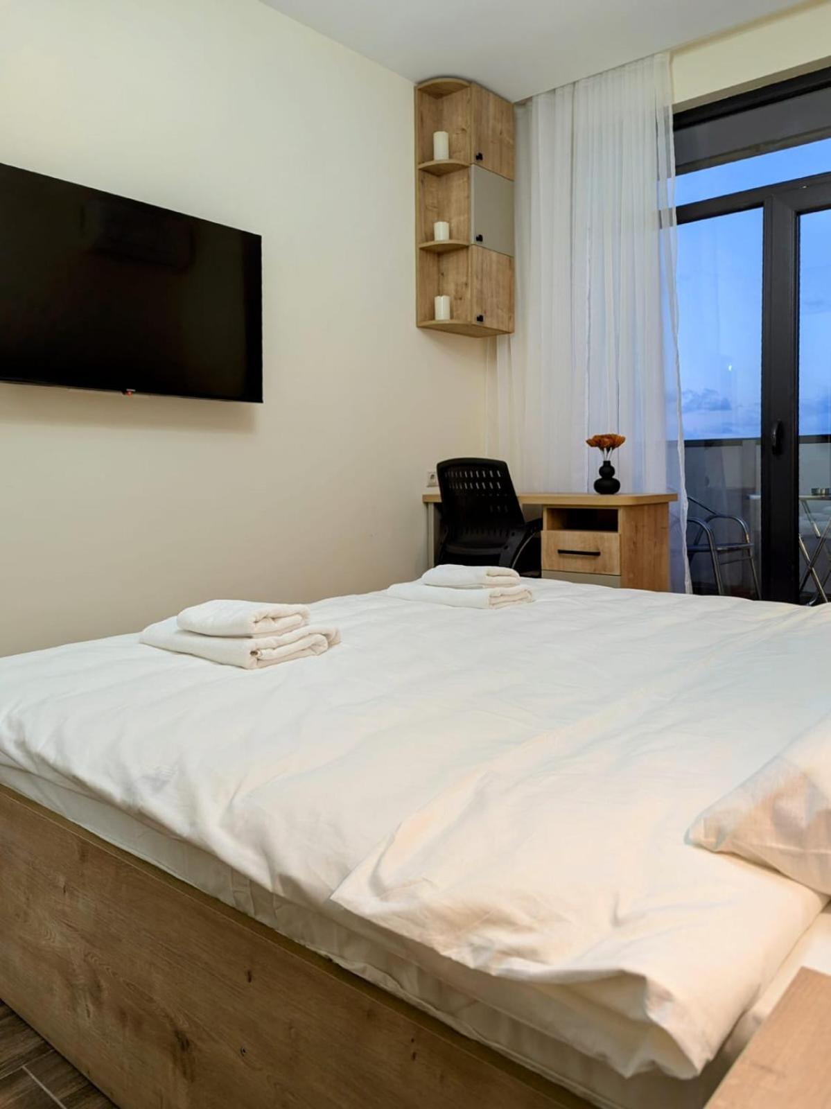 Intourist Residence Premium Studio 巴统 外观 照片